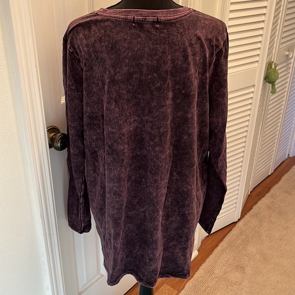 zenana outfitters 2X purple stonewash shirt - Picture 6 of 6